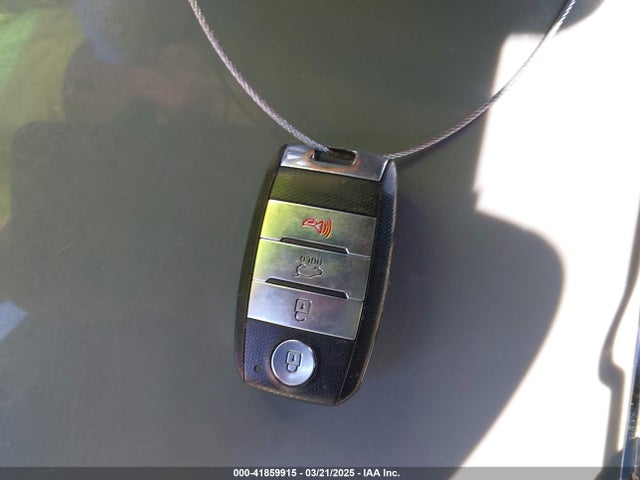 KNDPN3ACXJ7470734 KIA Sportage Ex