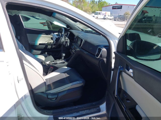 KNDPN3ACXJ7470734 KIA Sportage Ex