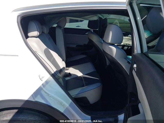 KNDPN3ACXJ7470734 KIA Sportage Ex