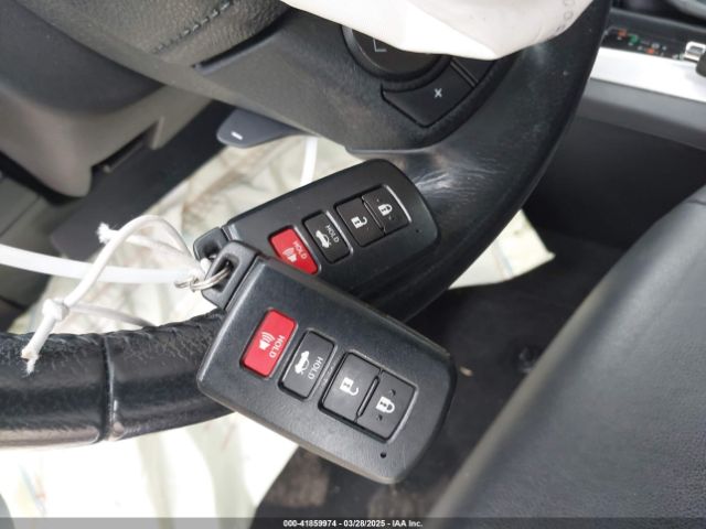 2T1BURHE5KC126607 Toyota Corolla Xse