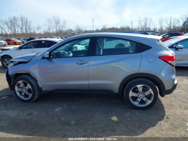 3CZRU6H32NM736398 Honda Hr-v Awd Lx