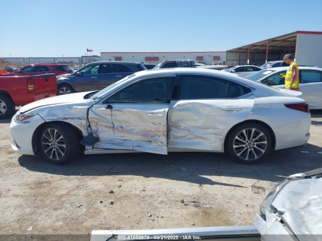 58ABZ1B10KU004138 Lexus ES 350