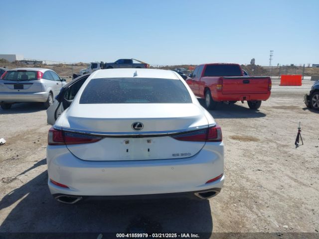 58ABZ1B10KU004138 Lexus ES 350