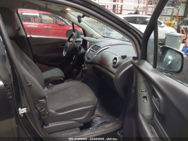 KL7CJKSBXFB126980 Chevrolet Trax 1ls