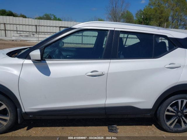 3N1CP5CU2KL497873 Nissan KICKS SV