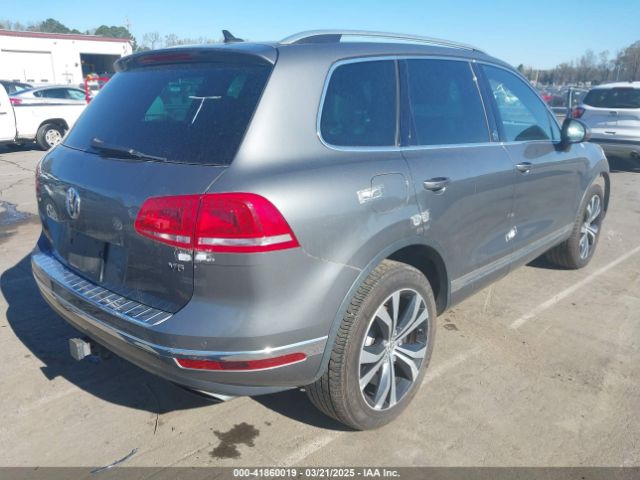 WVGRF7BP1HD004308 Volkswagen Touareg V6 Wolfsburg Edition