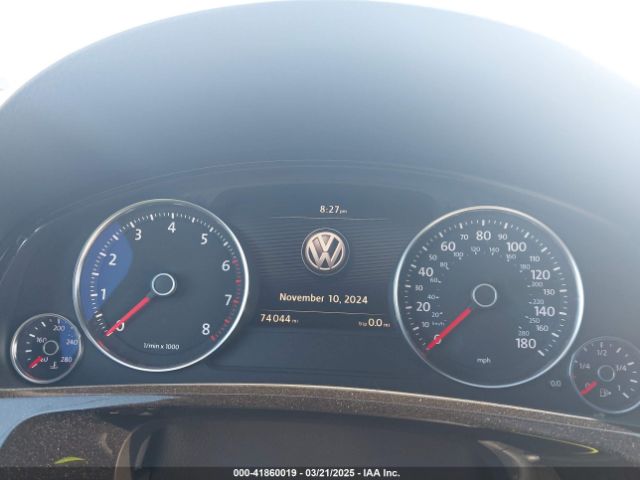 WVGRF7BP1HD004308 Volkswagen Touareg V6 Wolfsburg Edition