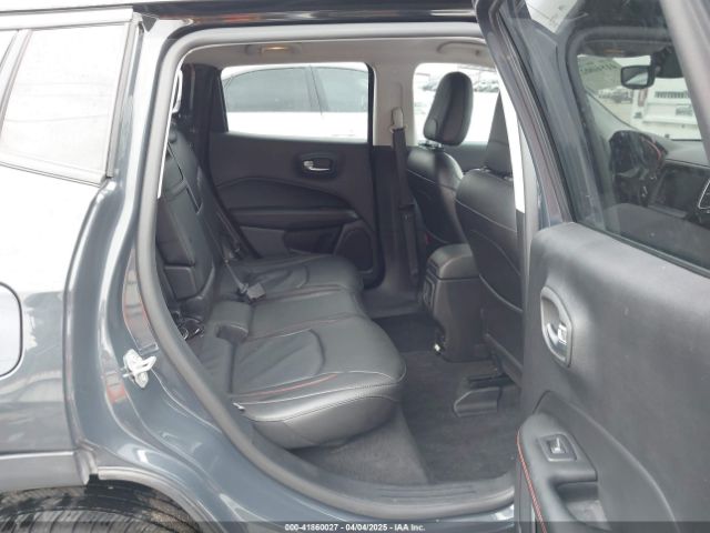 3C4NJDDB5JT270609 Jeep Compass Trailhawk 4x4
