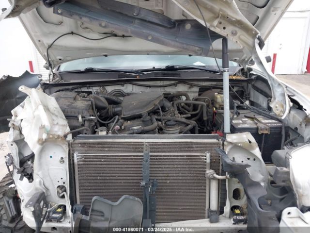 5TFAX5GN7HX093195 Toyota Tacoma Sr