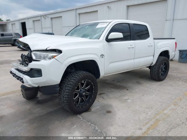 5TFAX5GN7HX093195 Toyota Tacoma Sr