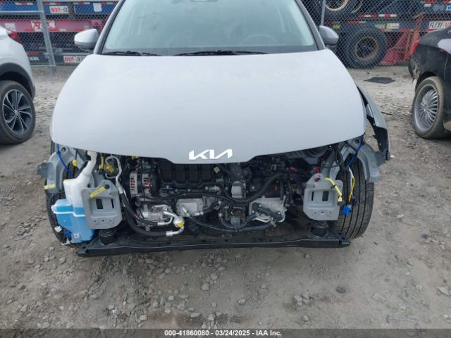 5XYK43DF0SG292842 KIA Sportage Sx