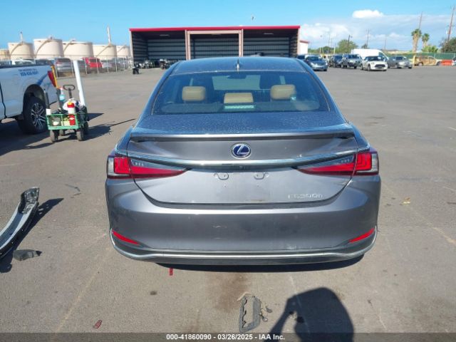 58ADA1C16MU009958 Lexus ES 300H