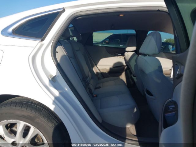 1G1ZD5ST7JF213017 Chevrolet MALIBU LT