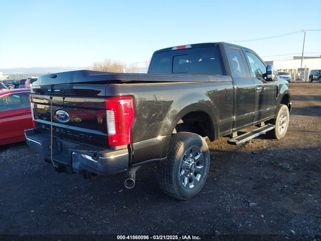 Ford F-250 Lariat 2018 1FT7X2B63JEC51297 Image 4