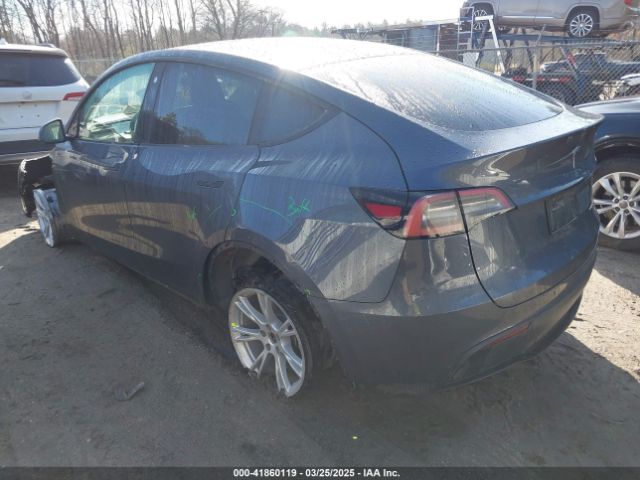 2023 TESLA MODEL Y 7SAYGDEE8PA041336 Photo 2