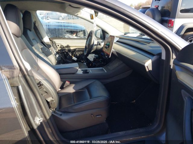2023 TESLA MODEL Y 7SAYGDEE8PA041336 Photo 4