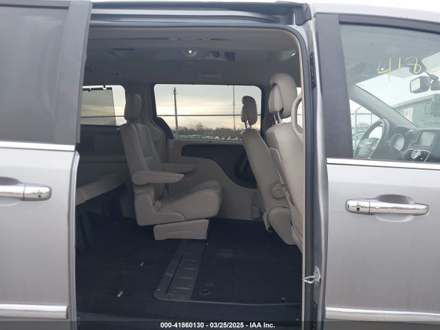 2C4RC1CG0FR507010 Chrysler Town & Country Touring-l