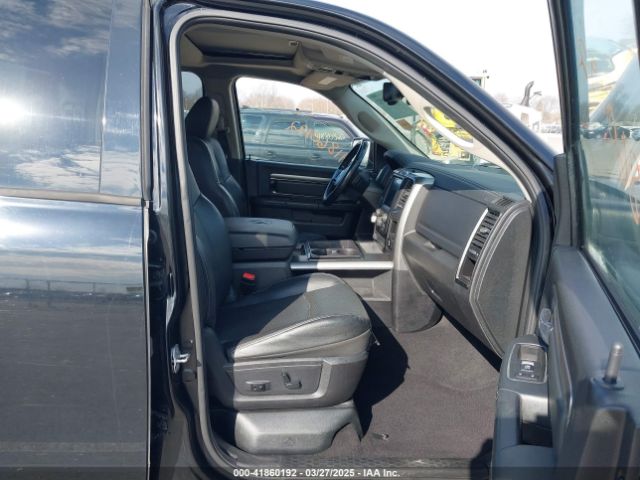 1C6RR7HT3FS549605 RAM 1500 Sport
