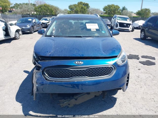 KNDCB3LC7J5152828 KIA NIRO LX
