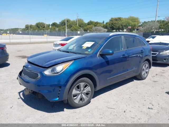 KNDCB3LC7J5152828 KIA NIRO LX