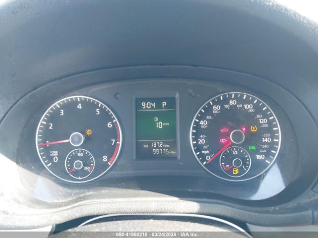 1VWAT7A3XFC010262 Volkswagen Passat 1.8t S