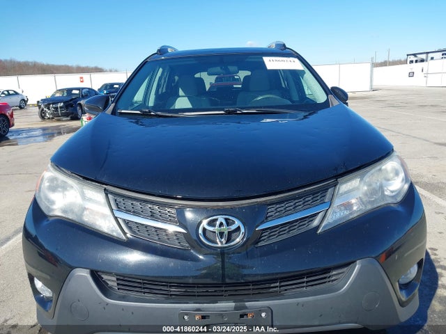 2T3RFREV3EW186733 Toyota Rav4 Xle
