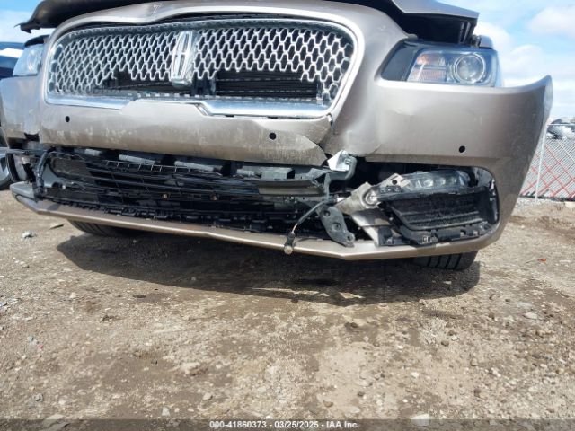 1LN6L9VK2L5603518 Lincoln Continental Standard