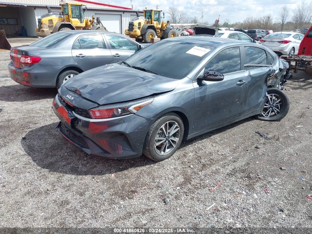 3KPF24AD1PE668078 KIA Forte Lxs