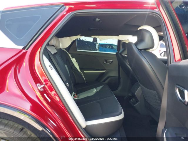 3KPFW4DE8SE079207 KIA K4 Gt-line