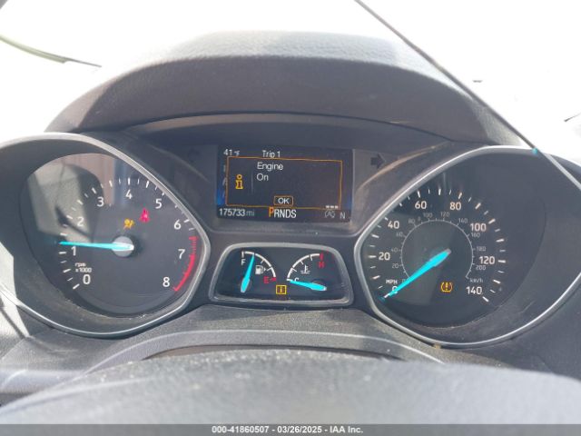 1FMCU9GDXHUA10453 Ford ESCAPE SE
