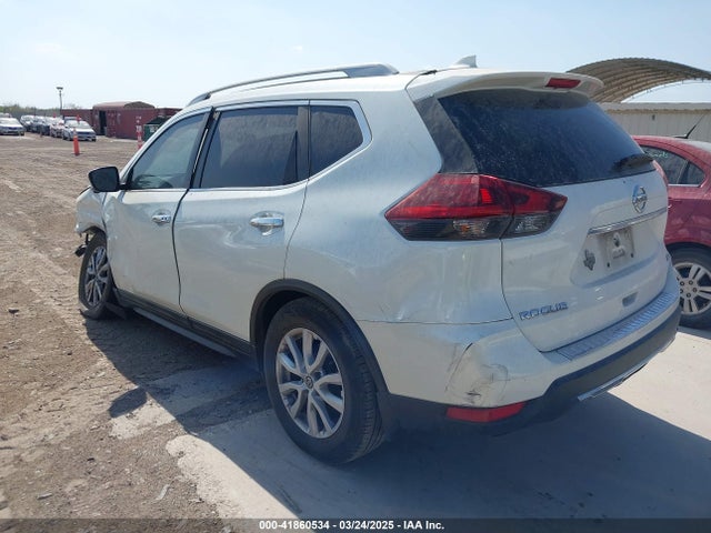 5N1AT2MT2JC702411 Nissan ROGUE SV