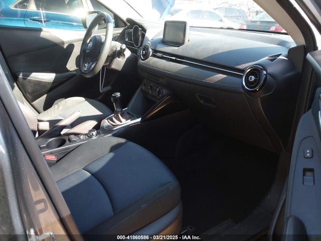 3MYDLBYV2HY190309 Toyota p5v