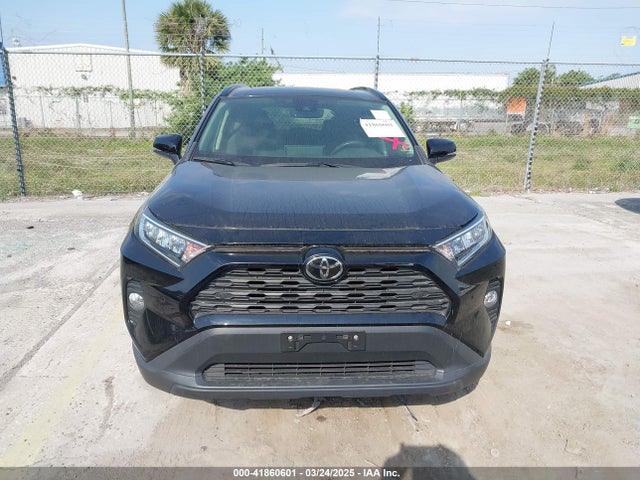 Toyota Rav4 Xle 2019 JTMP1RFV1KJ009757 Image 12