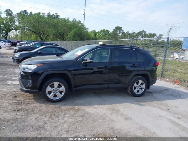 Toyota Rav4 Xle 2019 JTMP1RFV1KJ009757 Image 14