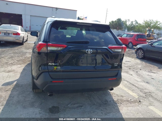 Toyota Rav4 Xle 2019 JTMP1RFV1KJ009757 Image 16