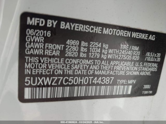 2017 BMW X3 5UXWZ7C50H0T44387 Photo 8