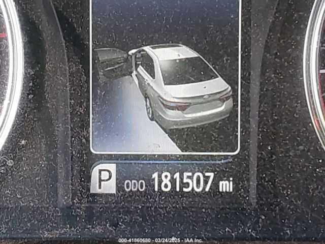 4T1BF1FKXFU495374 Toyota CAMRY SE
