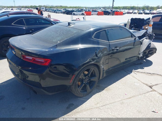 1G1FB1RXXJ0180446 Chevrolet Camaro 1lt
