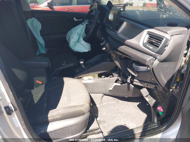 3KPA24AD4PE602411 KIA RIO S