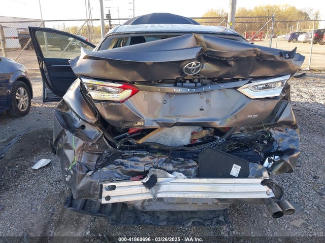 4T1B11HK5JU150967 Toyota CAMRY SE