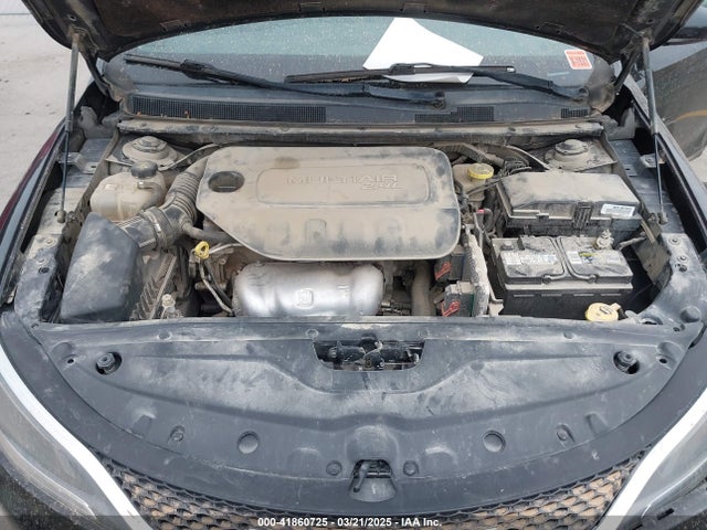 Chrysler 200 Limited 2015 1C3CCCAB5FN546251 Image 10