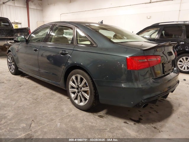 2012 AUDI A6 WAUHGAFC8CN067200 Photo 2