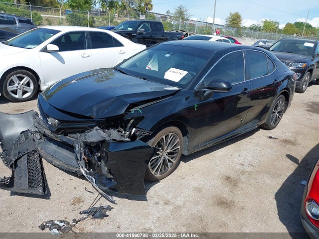 4T1B11HK9JU606226 Toyota CAMRY SE