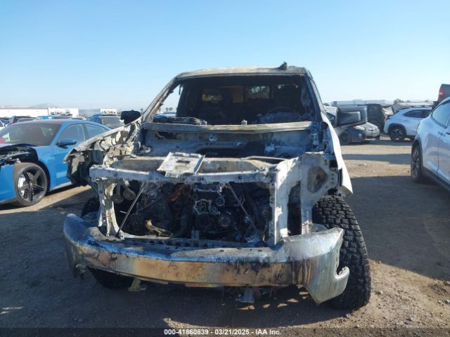 1GCRWCEK5KZ306806 Chevrolet Silverado 1500 Lt