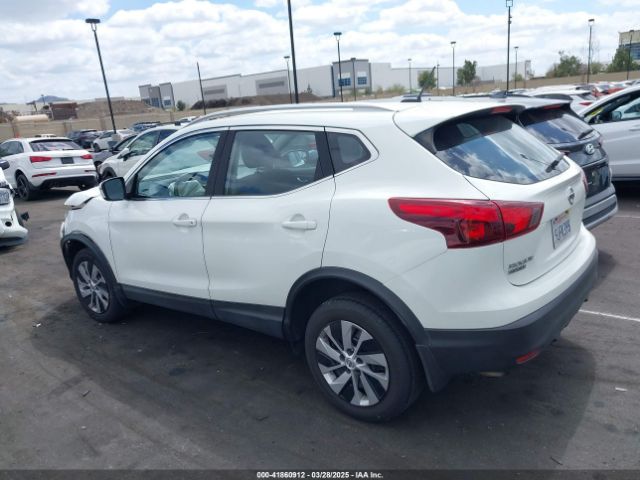 JN1BJ1CP0HW002587 Nissan Rogue Sport Sv