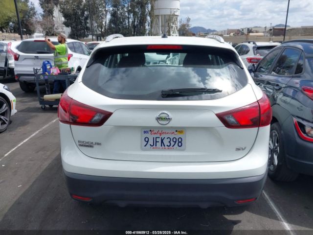 JN1BJ1CP0HW002587 Nissan Rogue Sport Sv