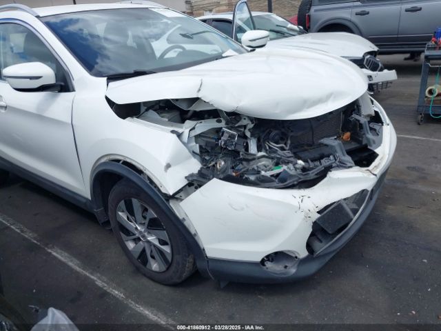 JN1BJ1CP0HW002587 Nissan Rogue Sport Sv