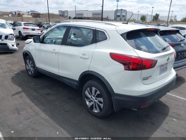 JN1BJ1CP0HW002587 Nissan Rogue Sport Sv