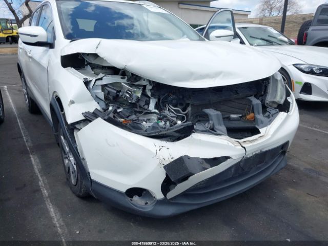 JN1BJ1CP0HW002587 Nissan Rogue Sport Sv