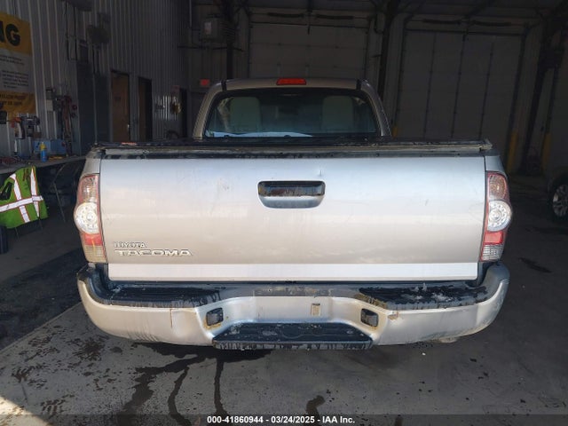 Toyota Tacoma 2015 5TFUX4EN1FX030570 Image 17